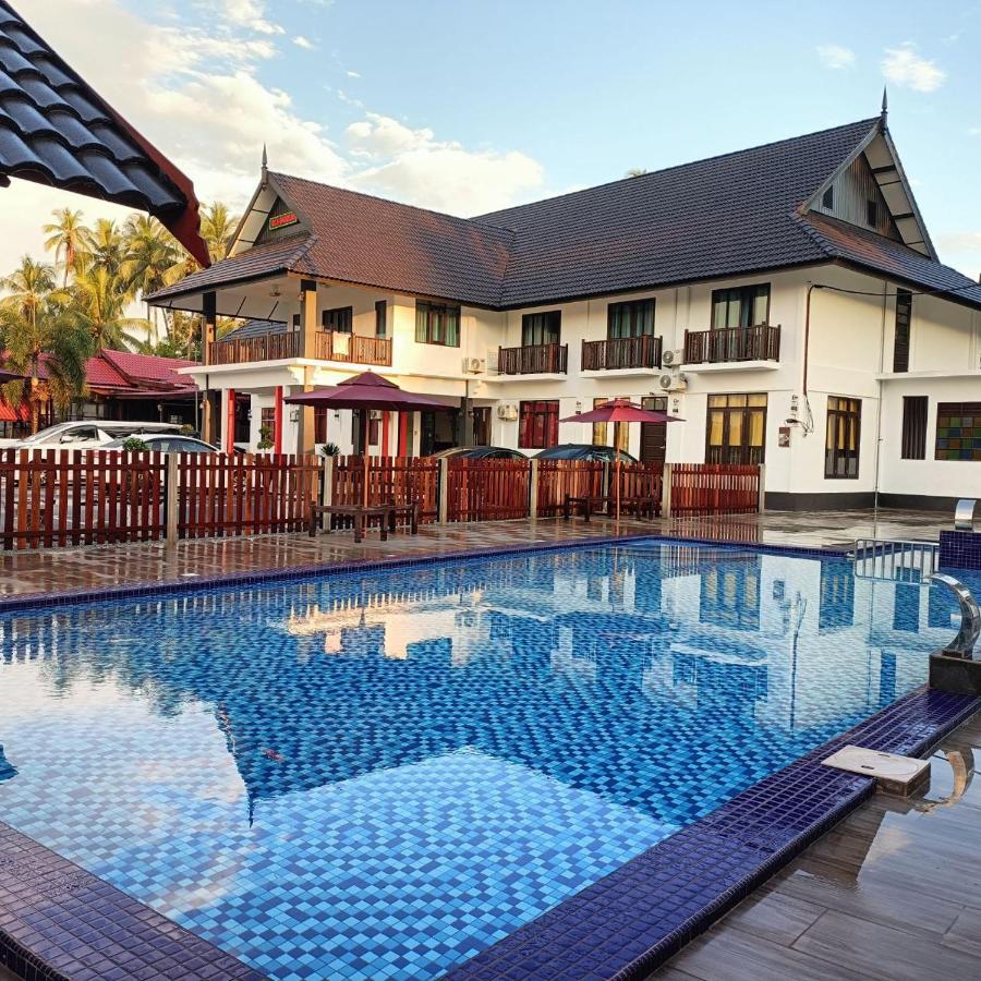 Villa Wanie Inn Setiu Exterior foto